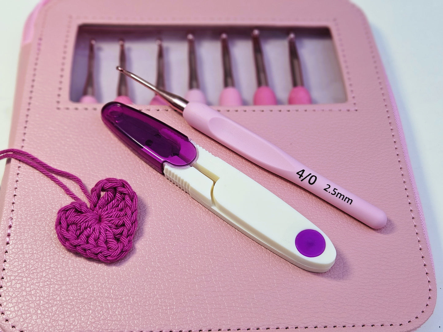 Pink Ergonomic Crochet Hook Set with Storage Case